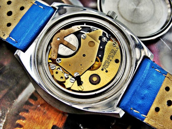 Beautiful large steel Tissot watch from the 1970s. - Image 12