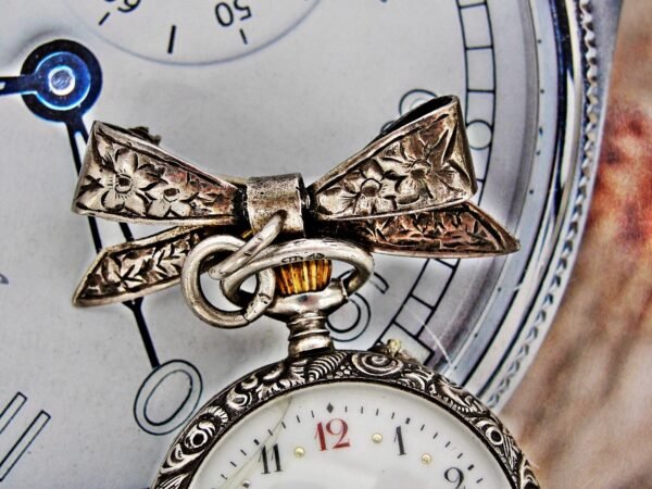 Nice silver nun's pocket watch with badge from the 1800s. - Image 5