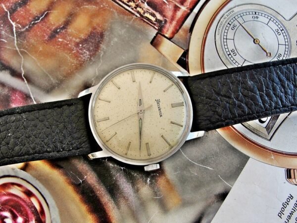 Nice steel Helvetia watch from the 1950s. - Image 16