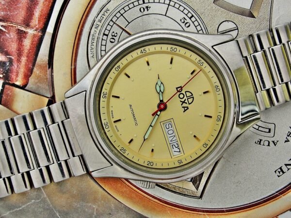 Nice steel automatic Doxa watch from the 1980s. - Image 21