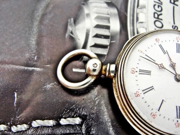A rare nun's watch with a silver key from the 1800s that can be worn on the arm. - Image 14
