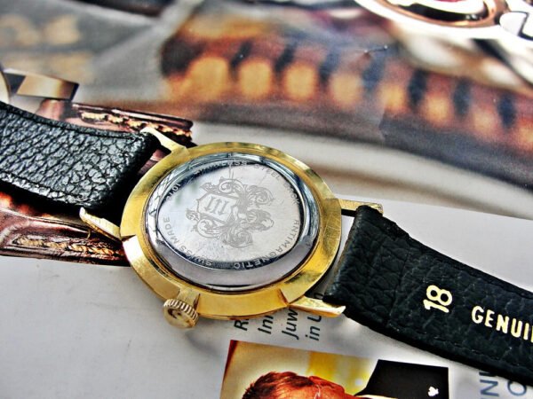 Beautiful Onsa watch from the 1960s. - Image 7