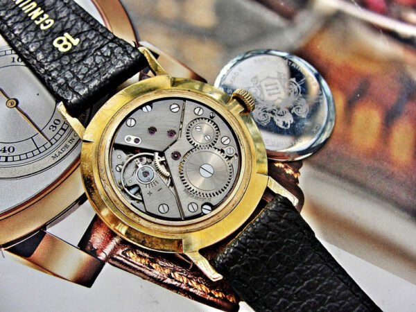 Beautiful Onsa watch from the 1960s. - Image 10