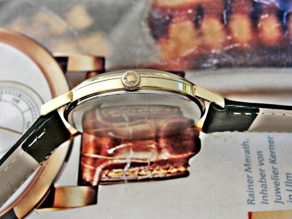Beautiful mechanical Longines wristwatch from the 1960s. - Image 12