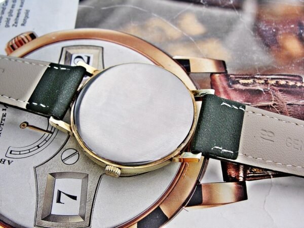 Beautiful mechanical Longines wristwatch from the 1960s. - Image 15