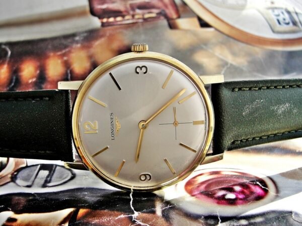 Beautiful mechanical Longines wristwatch from the 1960s. - Image 20