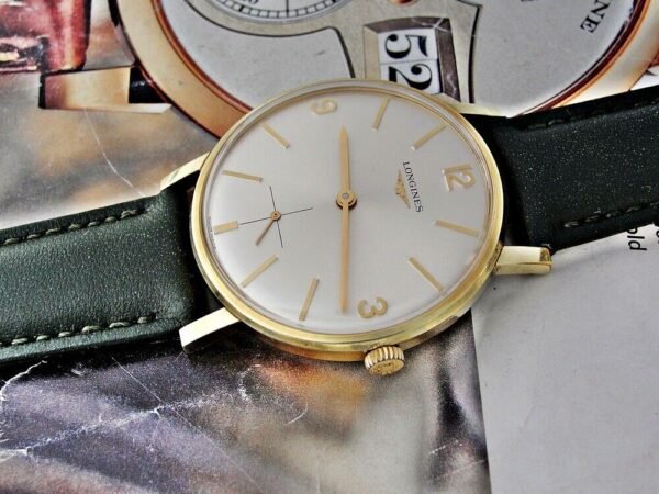 Beautiful mechanical Longines wristwatch from the 1960s. - Image 3