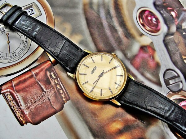 Nice and elegant Roamer watch from the 1970s - Image 12