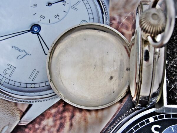 Rare Swiss military pocket watch from the 1940s. - Image 8