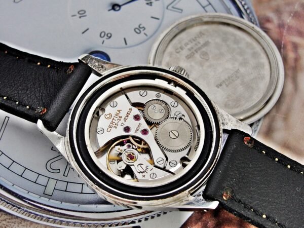 Beautiful Beautiful steel Certina DS-1 tortoise back watch from the 1960s. - Image 16