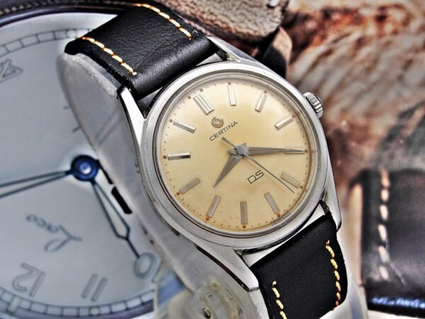 Beautiful Beautiful steel Certina DS-1 tortoise back watch from the 1960s. - Image 3