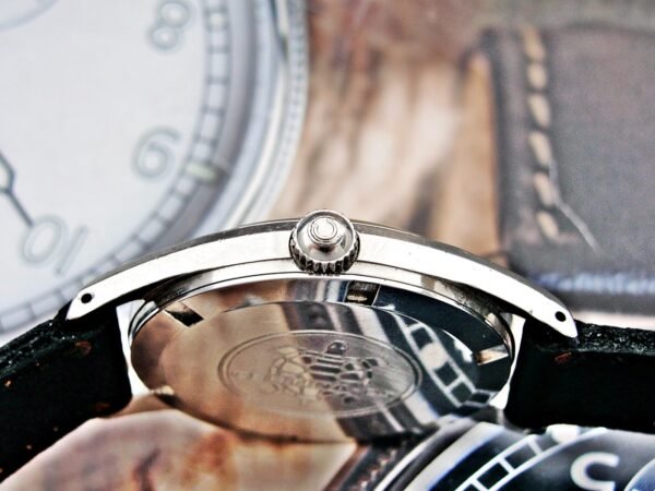 Beautiful Beautiful steel Certina DS-1 tortoise back watch from the 1960s. - Image 9