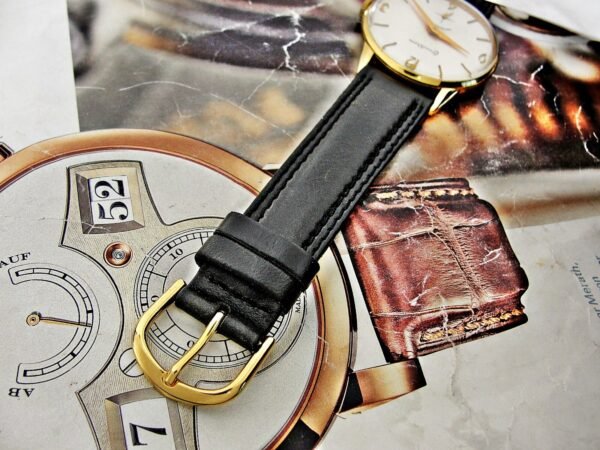 Beautiful Omikron Swiss watch from the 1960s. - Image 15