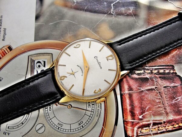 Beautiful Omikron Swiss watch from the 1960s. - Image 6