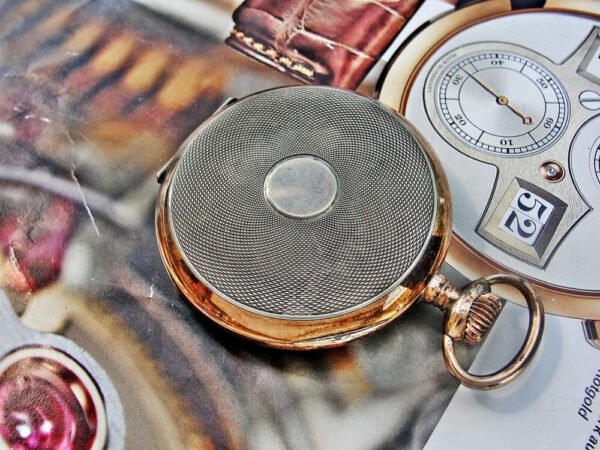 Helvetia silver pocket watch in a very nice case with a porcelain dial. - Image 4