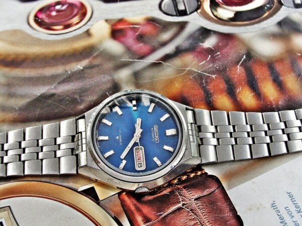 Nice steel Seiko automatic watch from the 1970s. - Image 4