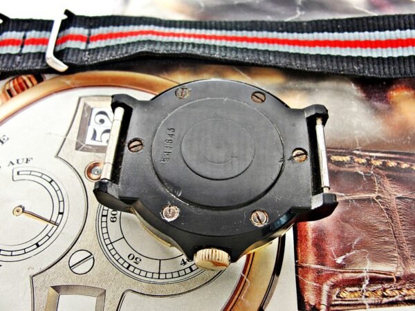 Rare Soviet Vostok military watch from the 1970s - Image 11