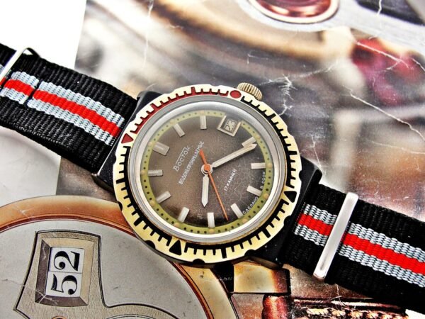 Rare Soviet Vostok military watch from the 1970s - Image 15