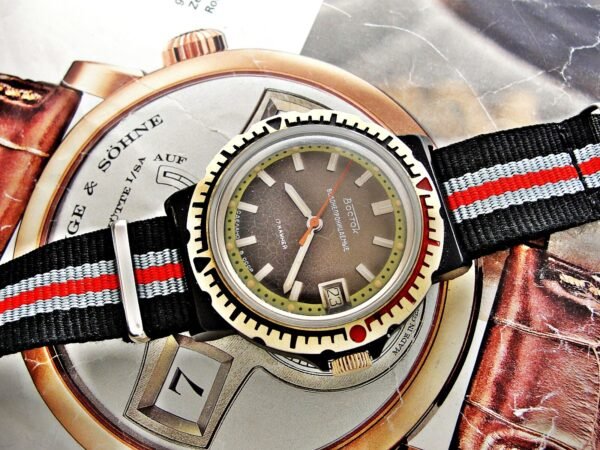 Rare Soviet Vostok military watch from the 1970s - Image 17