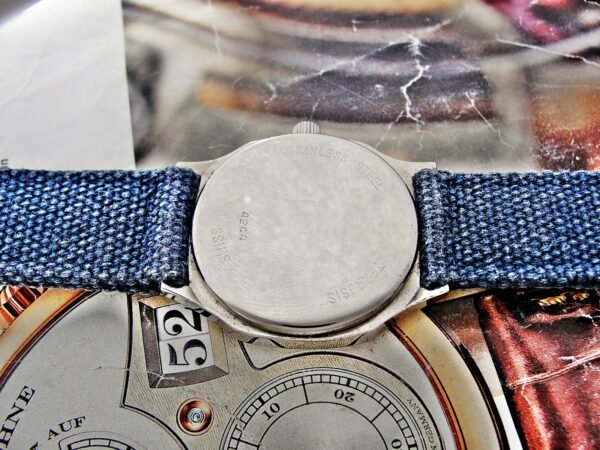Rare Swiss Doxa Quartz watch from the 1980s. - Image 11