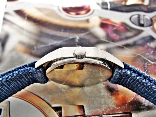 Rare Swiss Doxa Quartz watch from the 1980s. - Image 6