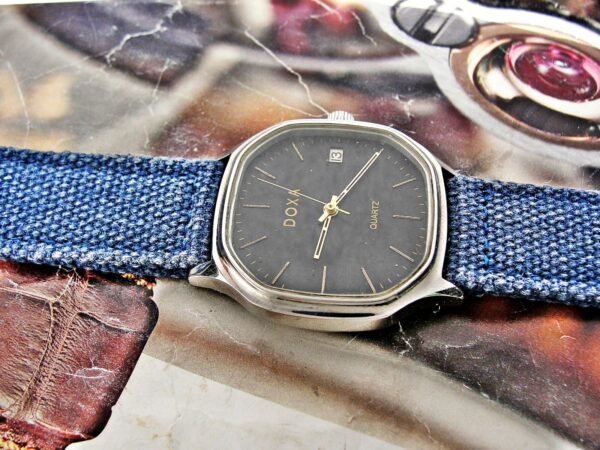 Rare Swiss Doxa Quartz watch from the 1980s. - Image 8