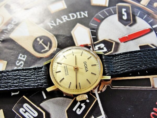 Beautiful 14K gold colored women's Doxa automatic watch with box from the 1970s - Image 22