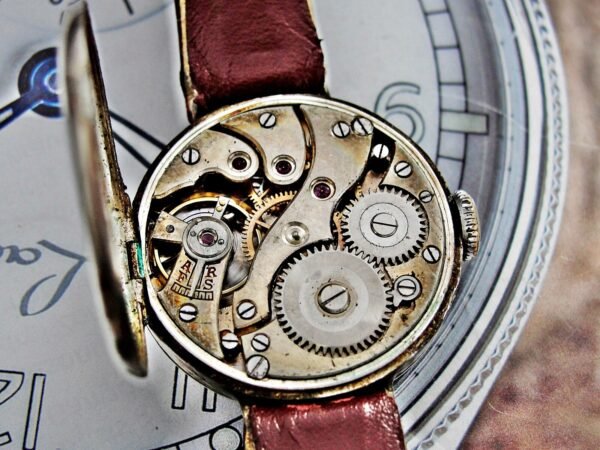 Beautiful women's Optima Swiss silver watch from the early 1900s - Image 15