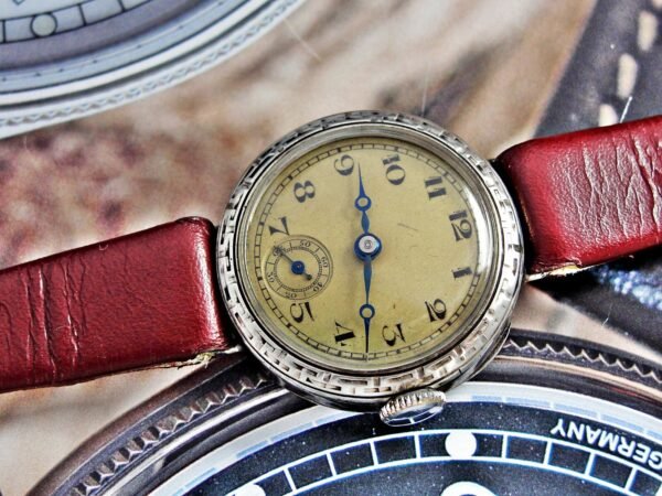 Beautiful women's Optima Swiss silver watch from the early 1900s - Image 4
