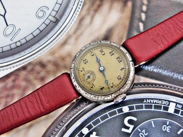 Beautiful women's Optima Swiss silver watch from the early 1900s