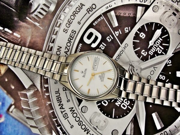 Nice automatic Bulova watch with a steel case from the 1980s.