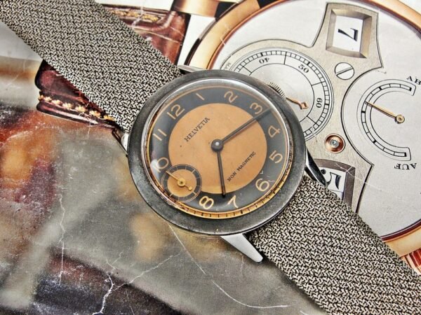 Nice bicolor dial Helvetia watch from the 1930s. - Image 4