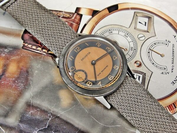 Nice bicolor dial Helvetia watch from the 1930s.