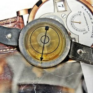 Rare WW2 arm compass for pilots with leather strap