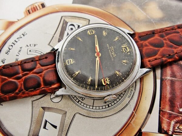 Rare black dial Doxa watch from 1962. - Image 18