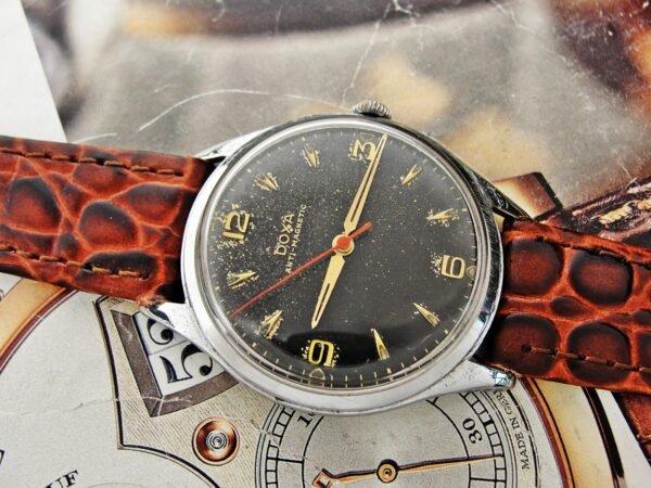 Rare black dial Doxa watch from 1962. - Image 4
