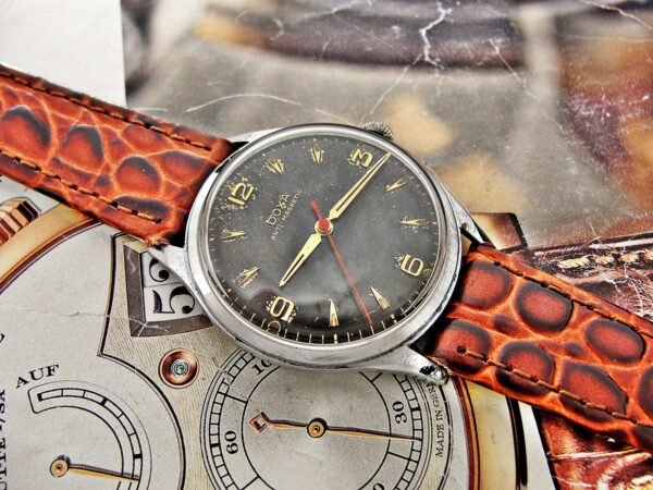 Rare black dial Doxa watch from 1962. - Image 8
