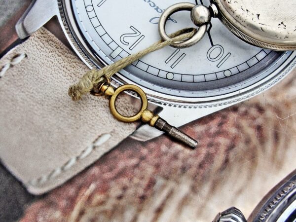 Rare porcelain dial silver key pocket watch from the 1800s - Image 6