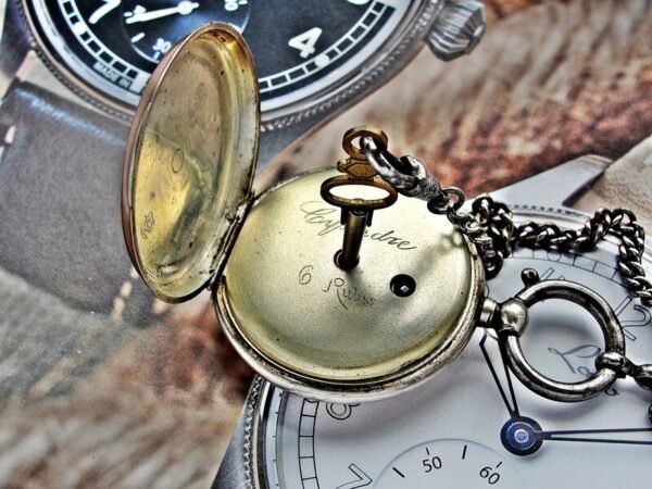 Rare silver pocket watch with key from the 1800s. - Image 13