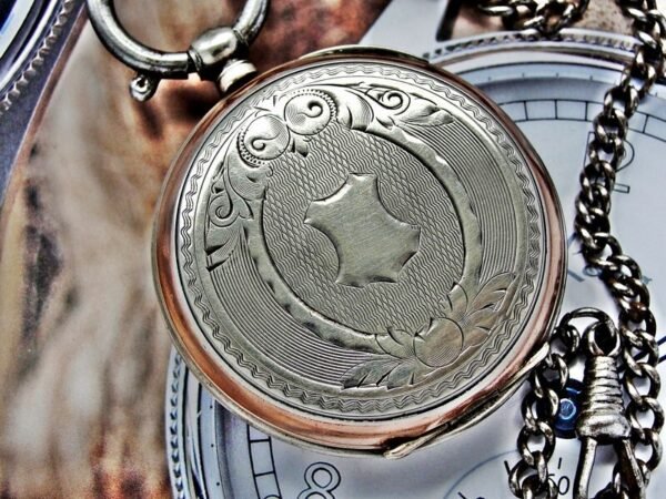 Rare silver pocket watch with key from the 1800s. - Image 21