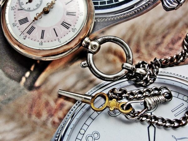 Rare silver pocket watch with key from the 1800s. - Image 7
