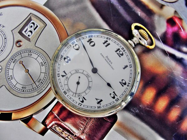 Doxa pocket watch with porcelain dial from the 1920s. - Image 3