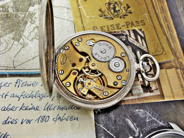 Doxa pocket watch with porcelain dial from the 1940s. - Image 13