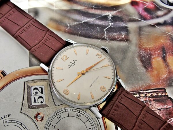 Nice Swiss Nivrel watch from the 1950s.