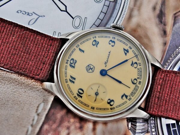 Nice steel case C.C.C.P Molnia installation. - Image 4