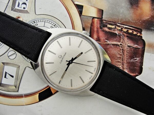 Very nice Swiss steel case Certina watch from the 1960s - Image 3
