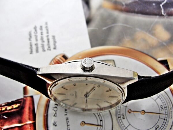 Very nice Swiss steel case Certina watch from the 1960s - Image 9