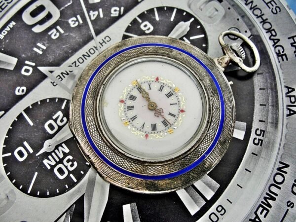 A nice silver pocket watch with a flower motif from the early 1900s. - Image 3