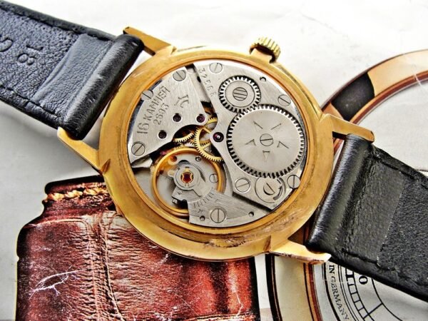 Beautiful Soviet Raketa watch from the 1960s. - Image 16