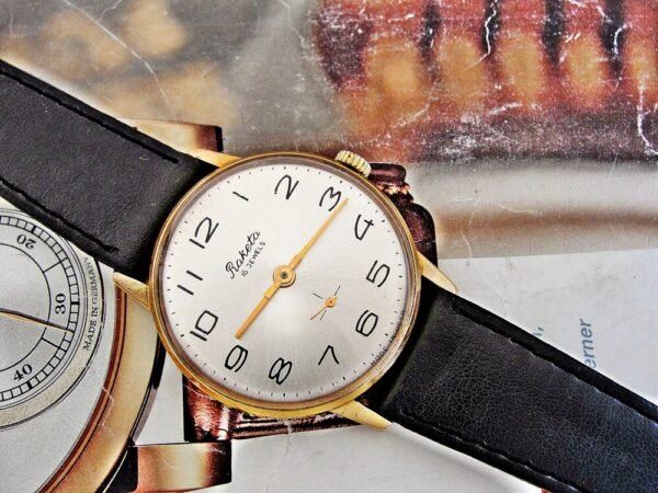 Beautiful Soviet Raketa watch from the 1960s. - Image 3